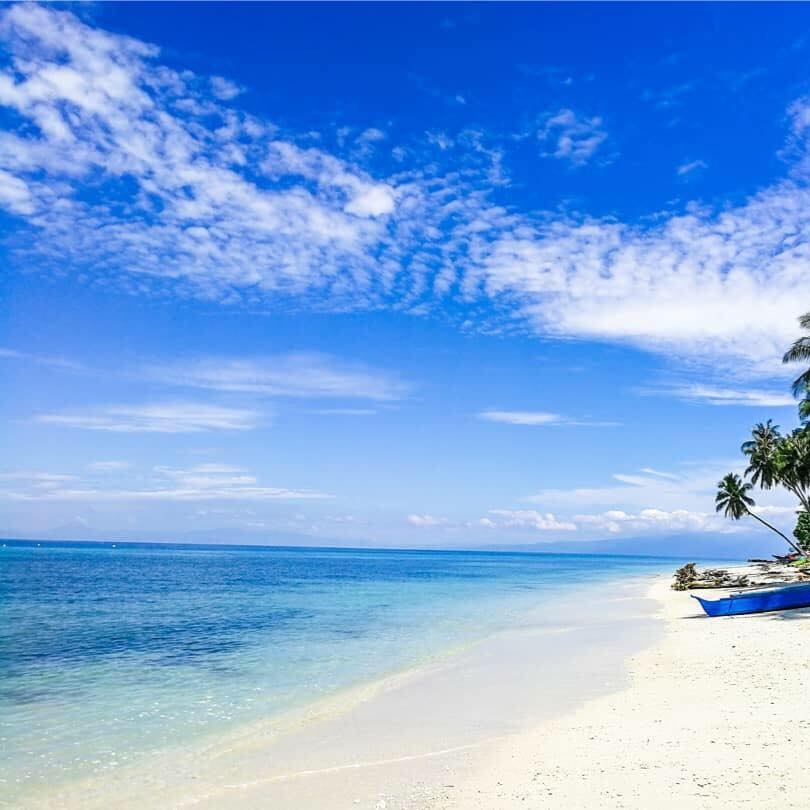 FLASH DEAL: 25% Off at Gem Crystal Water Resort with Free use of Paddle Board (1 hr.)