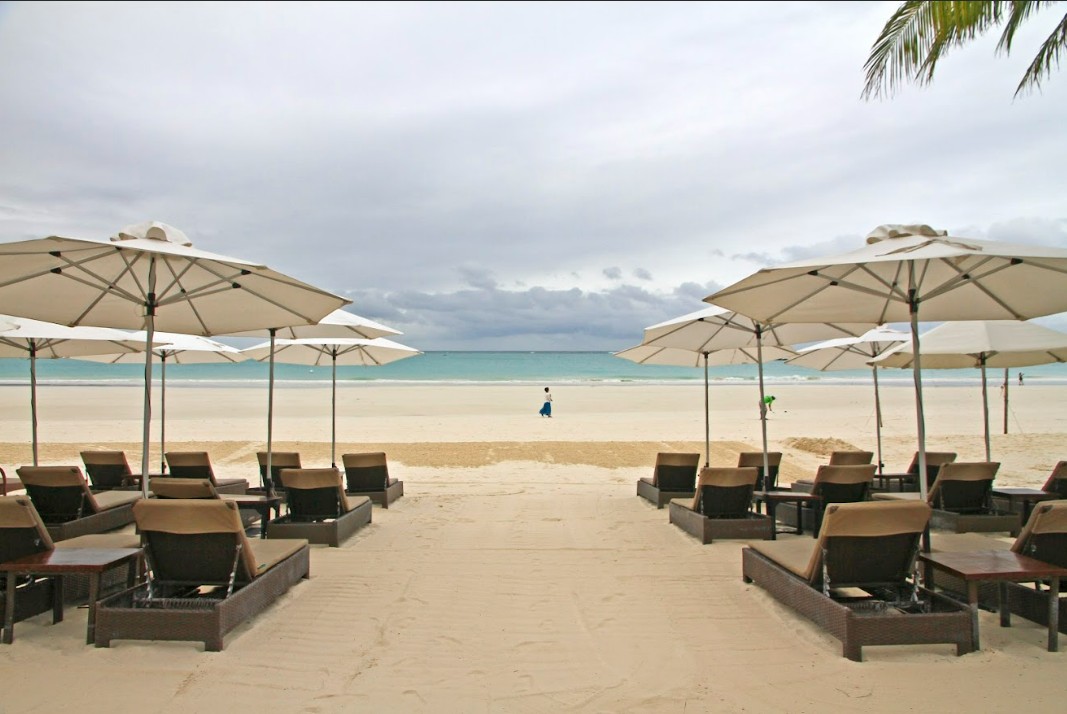 3D2N Two Seasons Boracay Beach Resort + Hotel Transfer