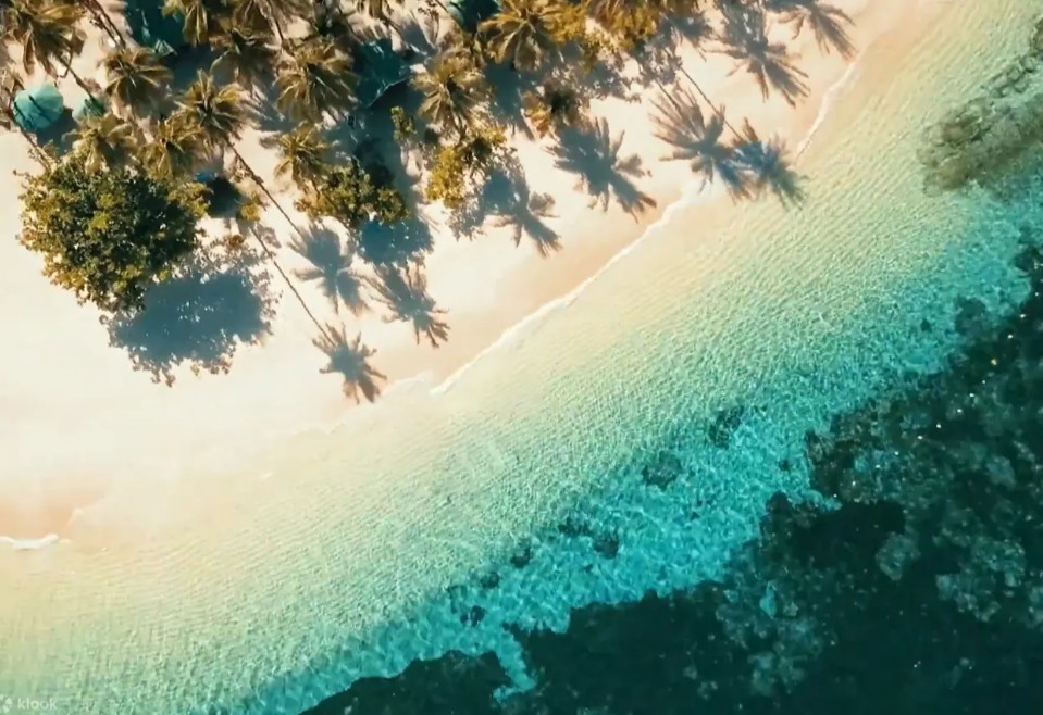 4 Days Siargao Island at Cherinicole Beach Resort + Hotel Transfer